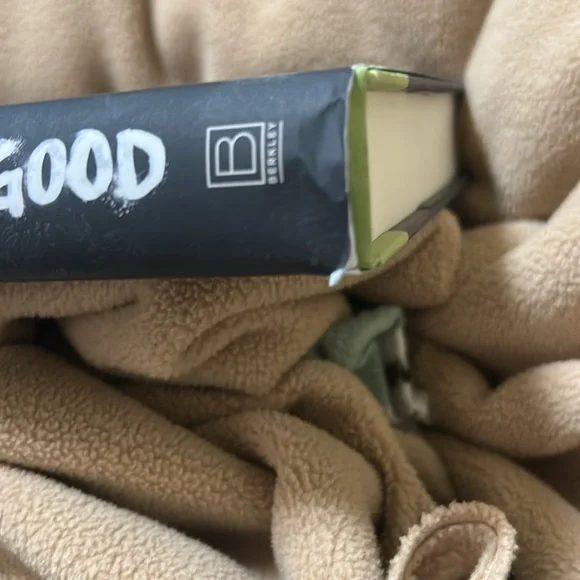 For Your Own Good Hardback Book By Samantha Downing. - Picture 3 of 7